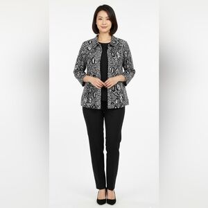 CJ Banks Black and White Snake Print Light Weight Jacket